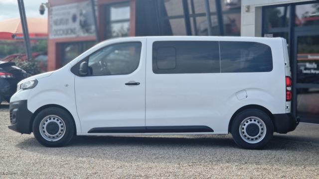 Peugeot Traveller image 3
