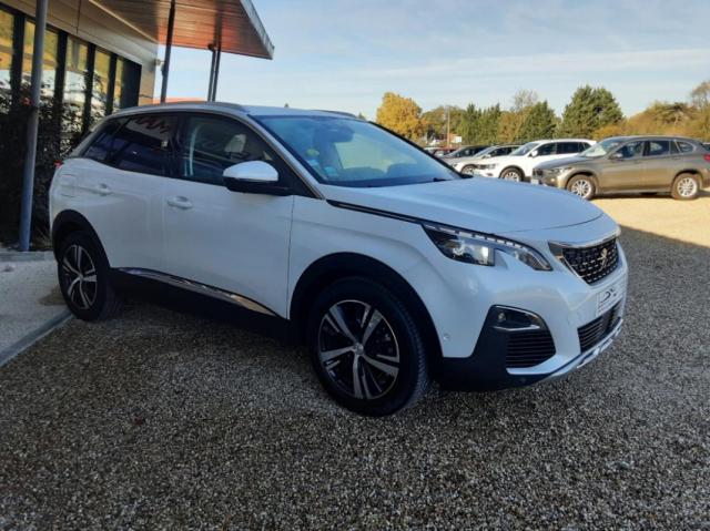 Peugeot 3008 image 1