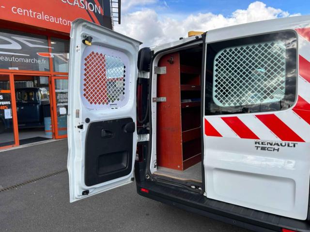 Renault Trafic image 4