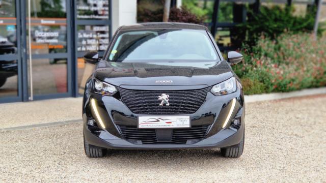 Peugeot 2008 image 2