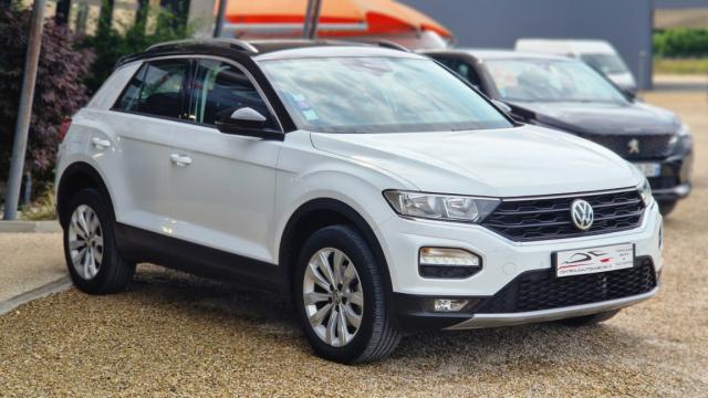 Volkswagen T-Roc image 9