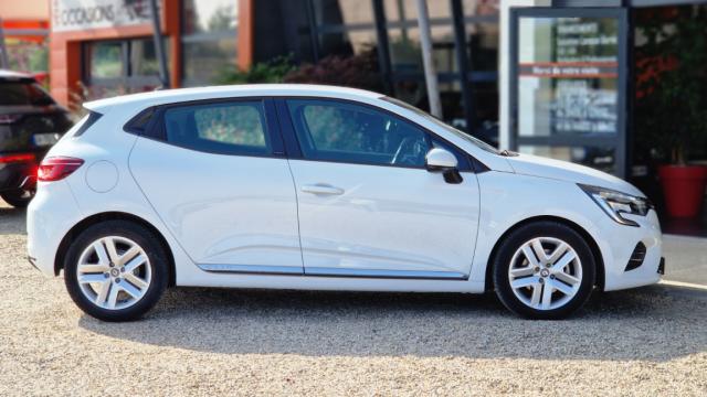 Renault Clio image 2