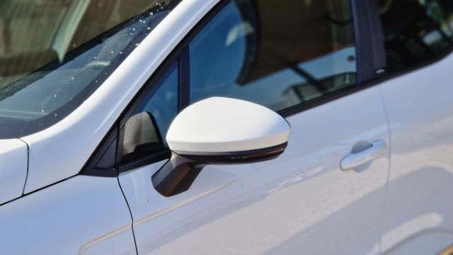 Renault Clio image 9