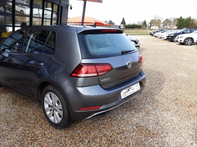 Volkswagen Golf image 6