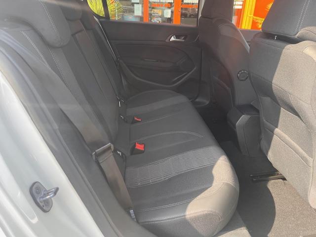 Peugeot 308 image 4