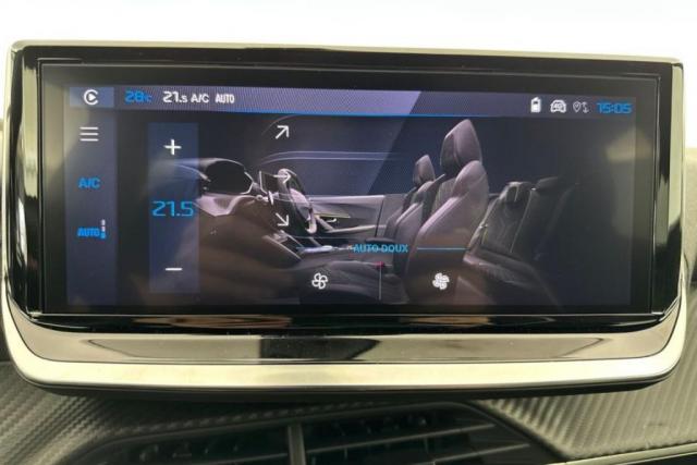 Peugeot 2008 image 9