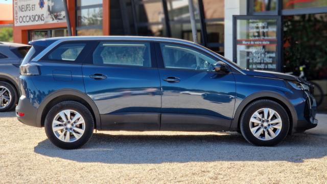 Peugeot 5008 image 9