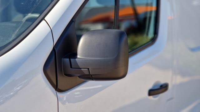 Renault Trafic image 7