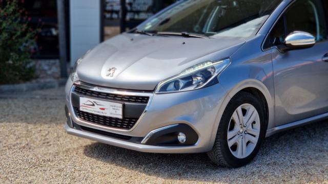 Peugeot 208 image 6