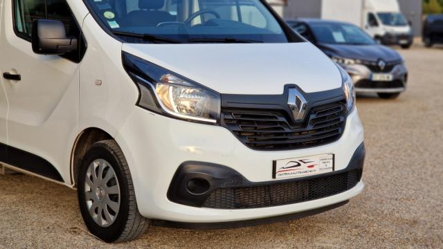 Renault Trafic image 8