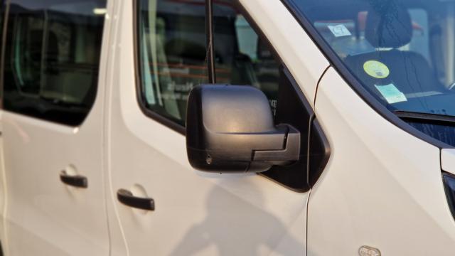 Renault Trafic image 9