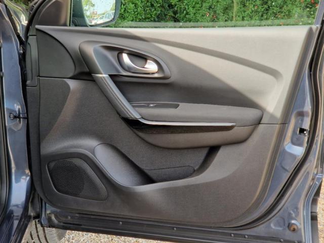 Renault Kadjar image 6