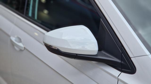 Volkswagen Polo image 1