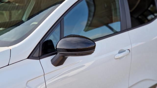 Renault Clio image 9