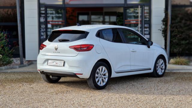 Renault Clio image 2