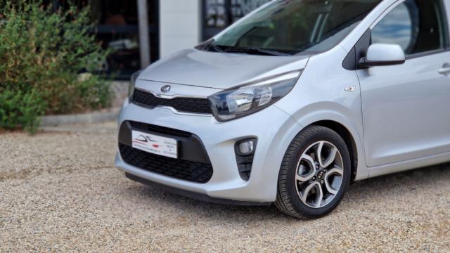 Kia Picanto image 9