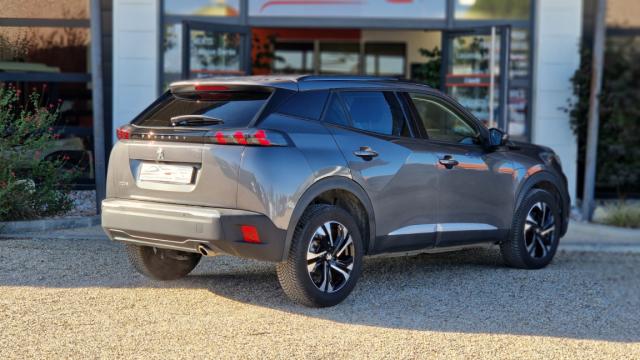 Peugeot 2008 image 1