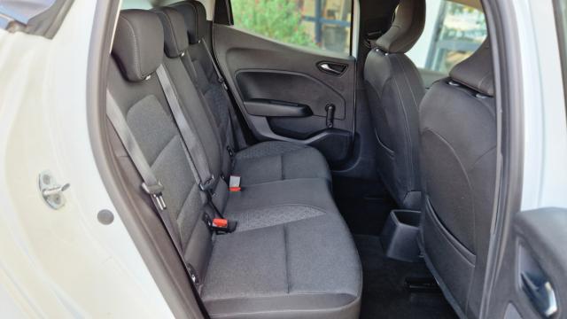 Renault Clio image 2