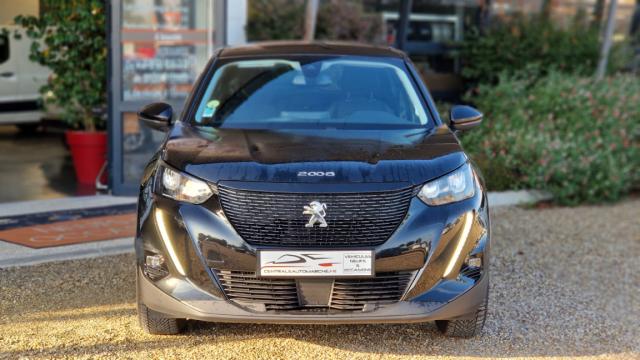 Peugeot 2008 image 9