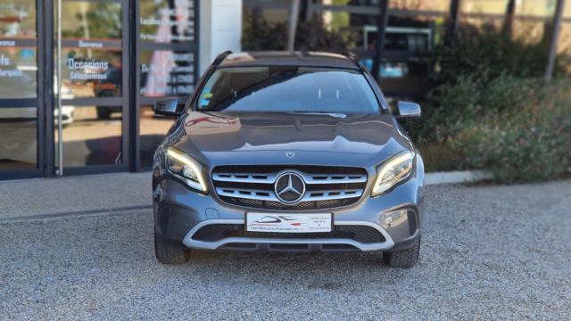 Mercedes Benz Gla image 1