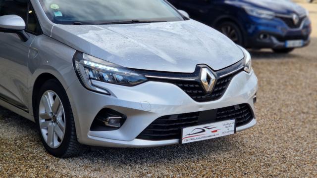 Renault Clio image 8