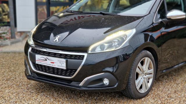 Peugeot 208 image 5