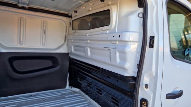 Renault Trafic image 4