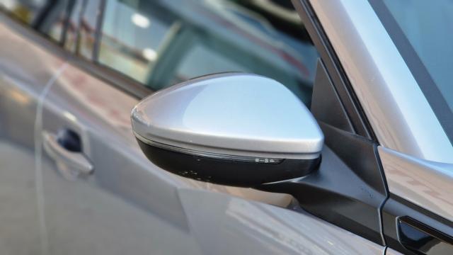 Peugeot 2008 image 9