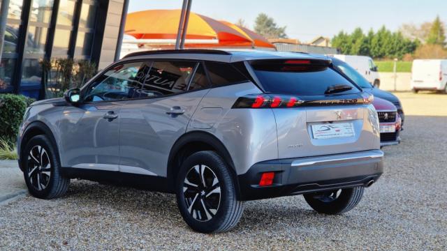 Peugeot 2008 image 1