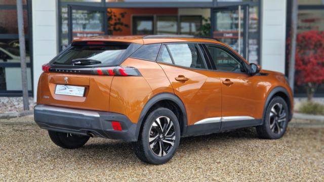 Peugeot 2008 image 3