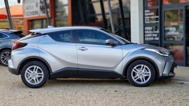 Toyota C-Hr image 7