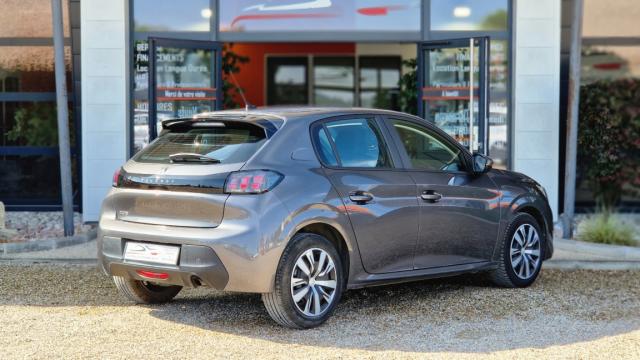 Peugeot 208 image 3