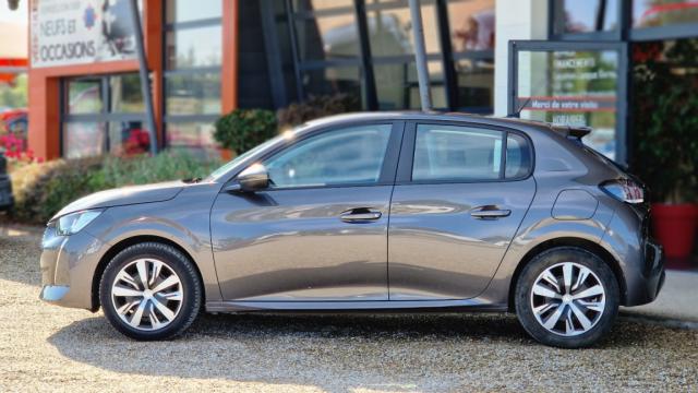 Peugeot 208 image 5