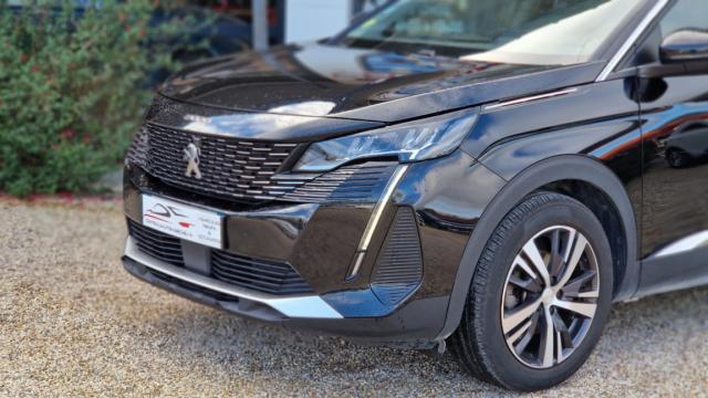 Peugeot 5008 image 1