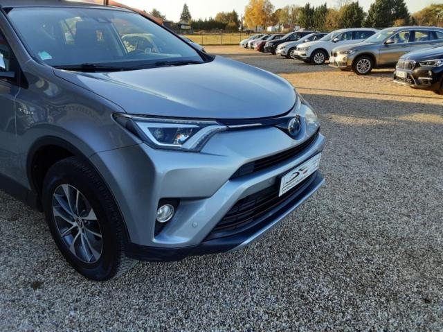 Toyota Rav4 image 3