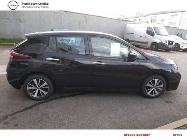 Nissan Leaf image 1