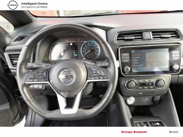 Nissan Leaf image 3