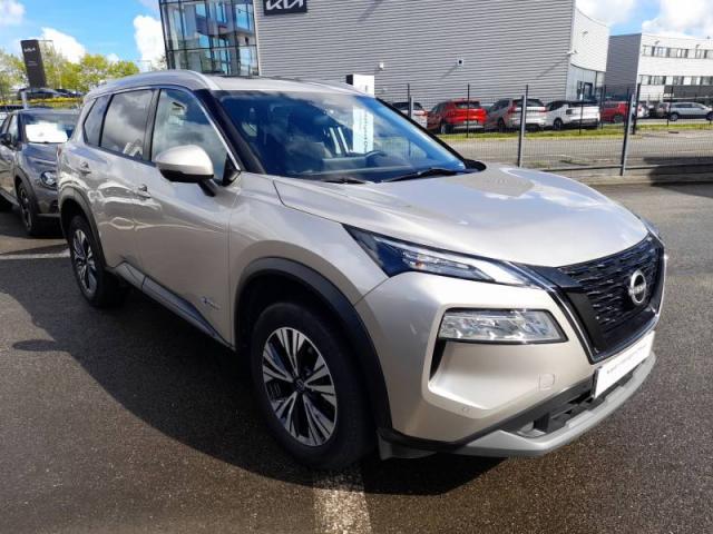 Nissan X-Trail image 2