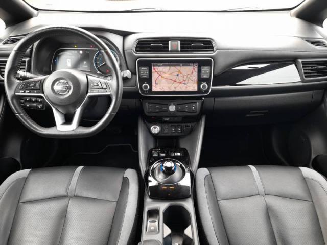 Nissan Leaf image 5