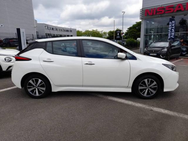 Nissan Leaf image 9