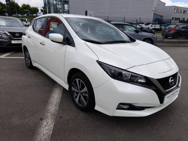 Nissan Leaf image 2