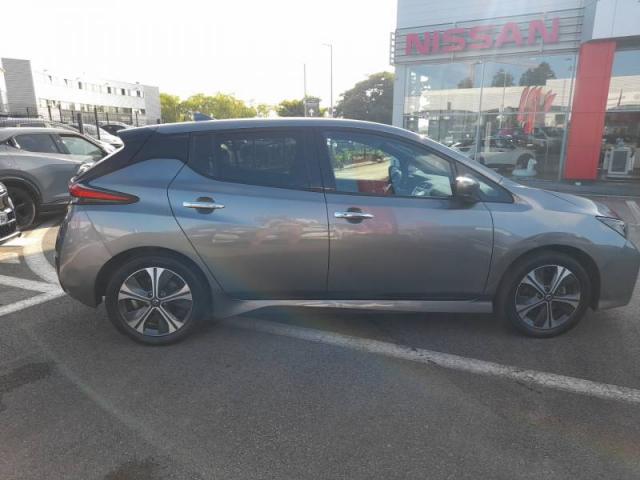 Nissan Leaf image 4