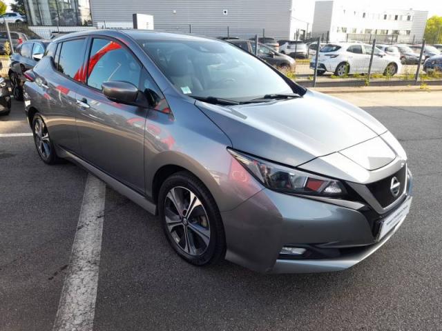 Nissan Leaf image 2