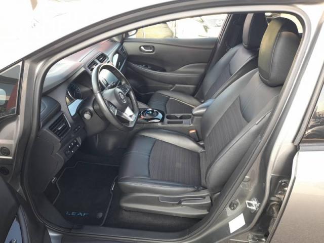 Nissan Leaf image 8