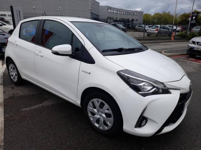 Toyota Yaris image 2