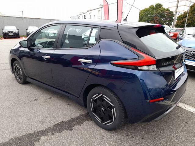 Nissan Leaf image 2