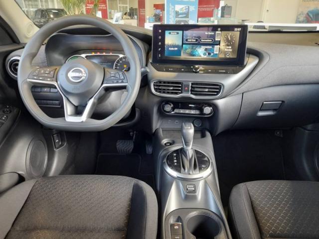 Nissan Juke image 8