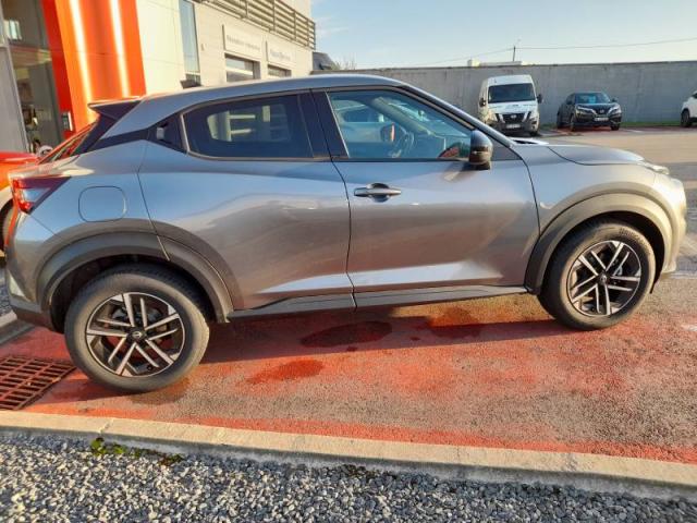 Nissan Juke image 8