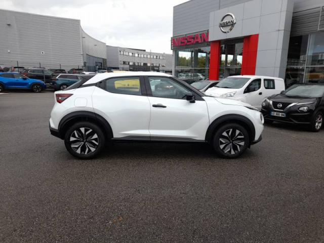 Nissan Juke image 9