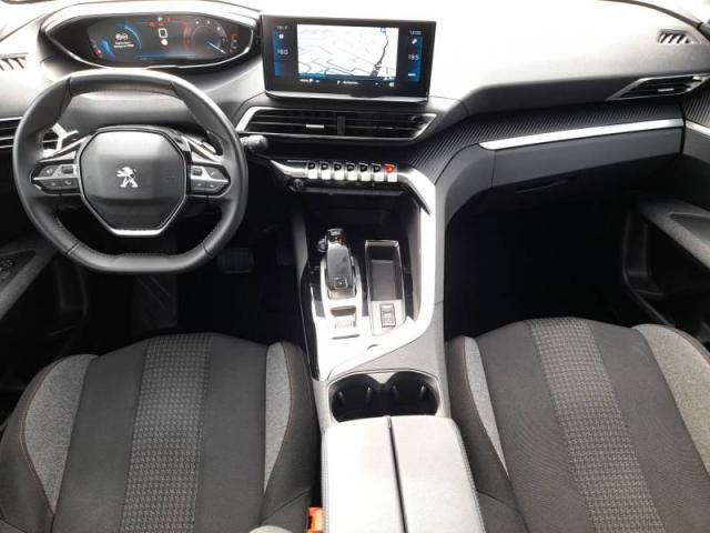 Peugeot 3008 image 2